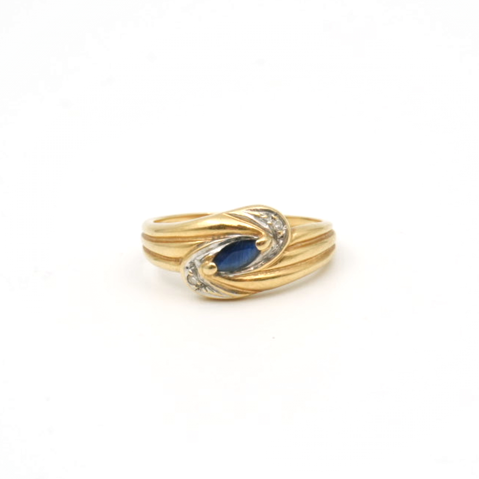 Ring 18K 2,11g med blå sten och diamanter