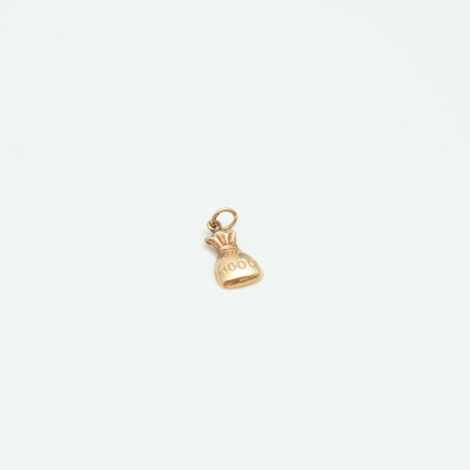 Hänge 18K 0,47g Bredd 6-8mm Höjd 15mm