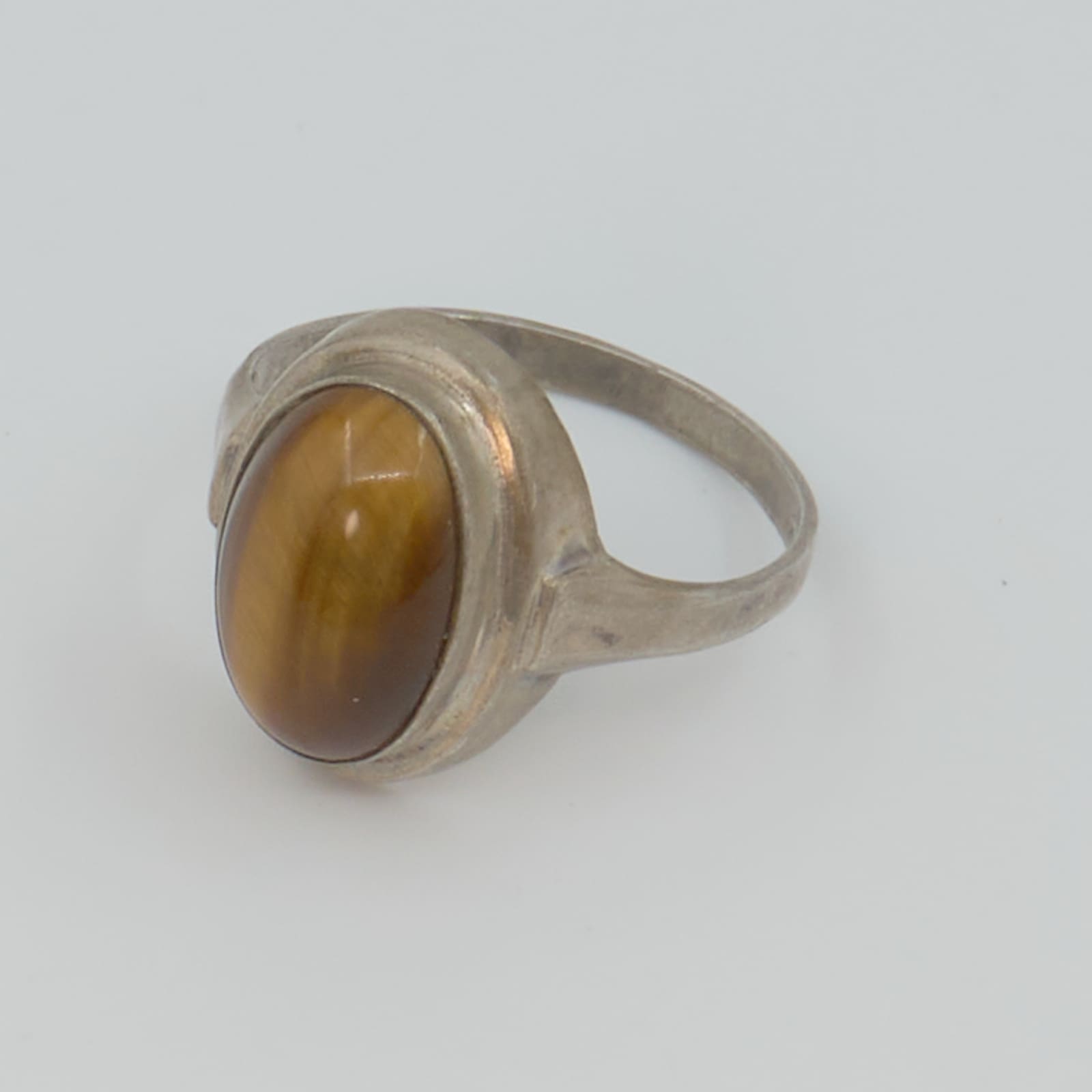 Ring Silver med tigeröga S830 Brv 1,9g