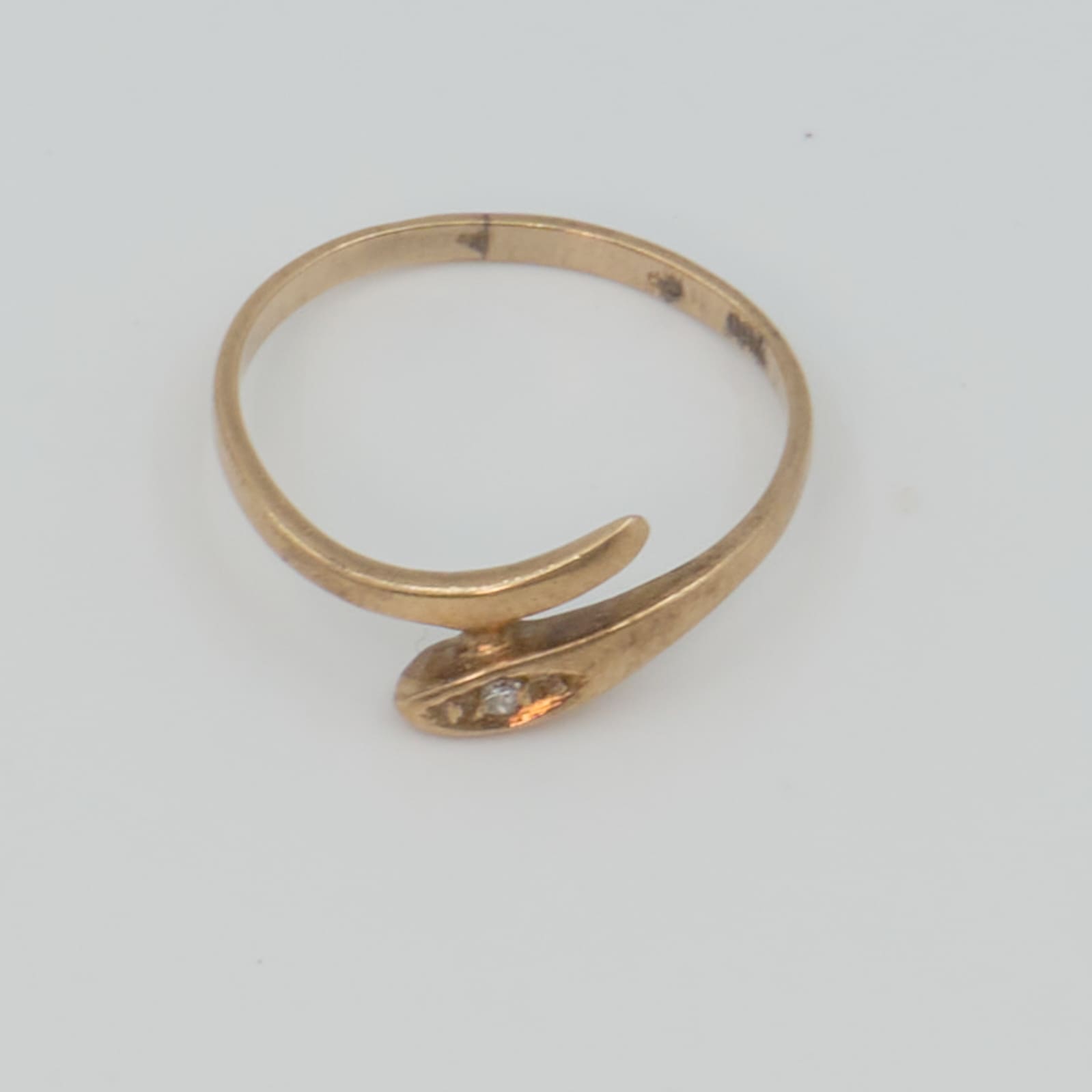 Ring med diamant Guld 18K Brv 1,3g