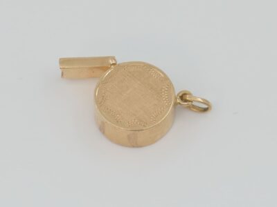 Hänge Guld 18K 2,7g