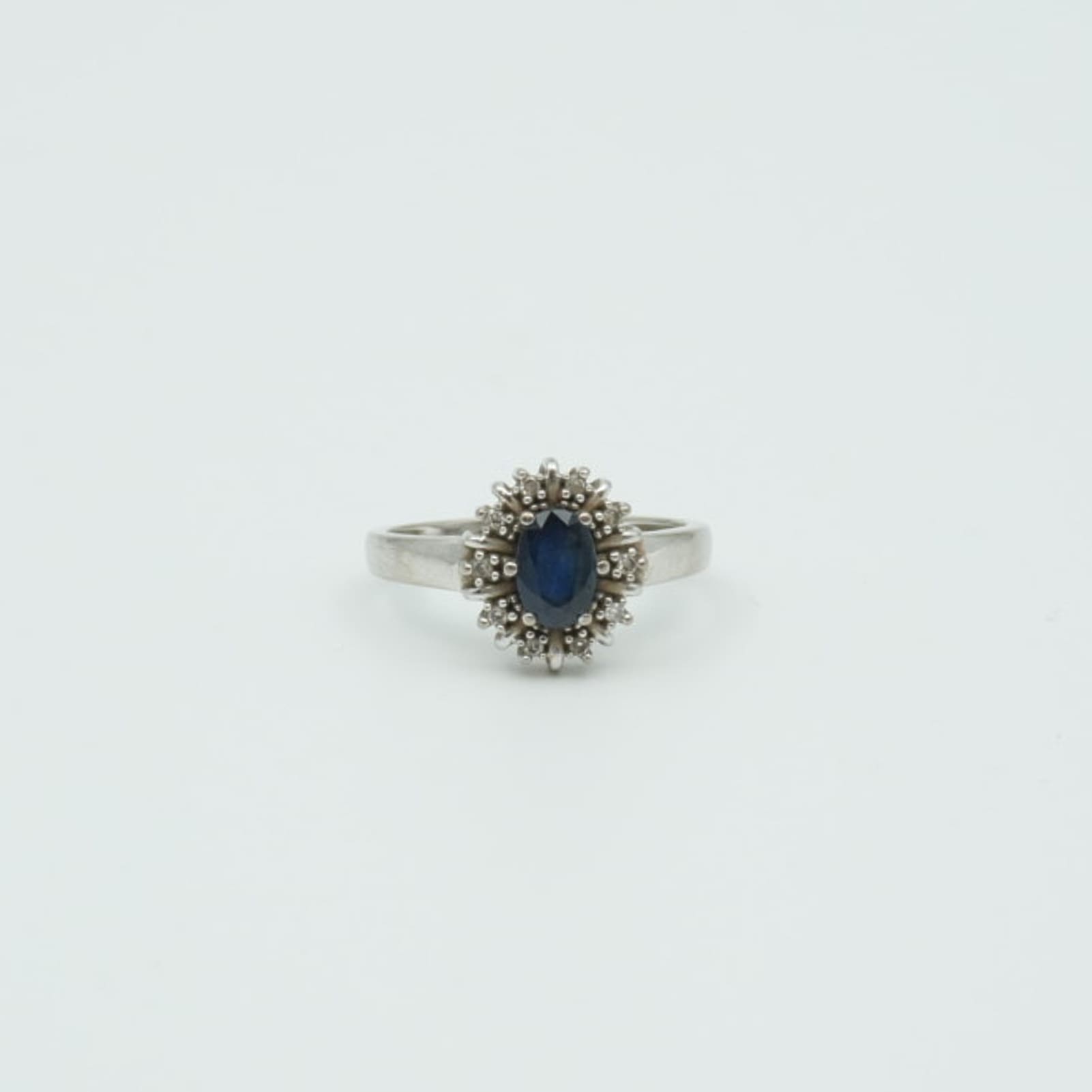 Carmoséring med blå sten och diamanter 18K 2,72g Ø14¾