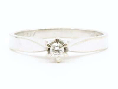 Solitärring Vitguld 18K med diamant 1xca0,05ct