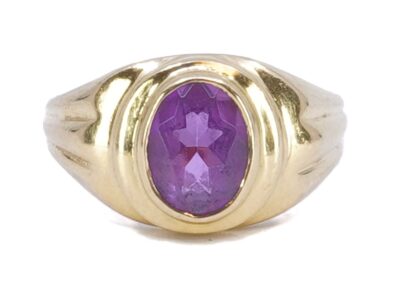 Ring med lila sten 18K Ø17½ - Hallbergs