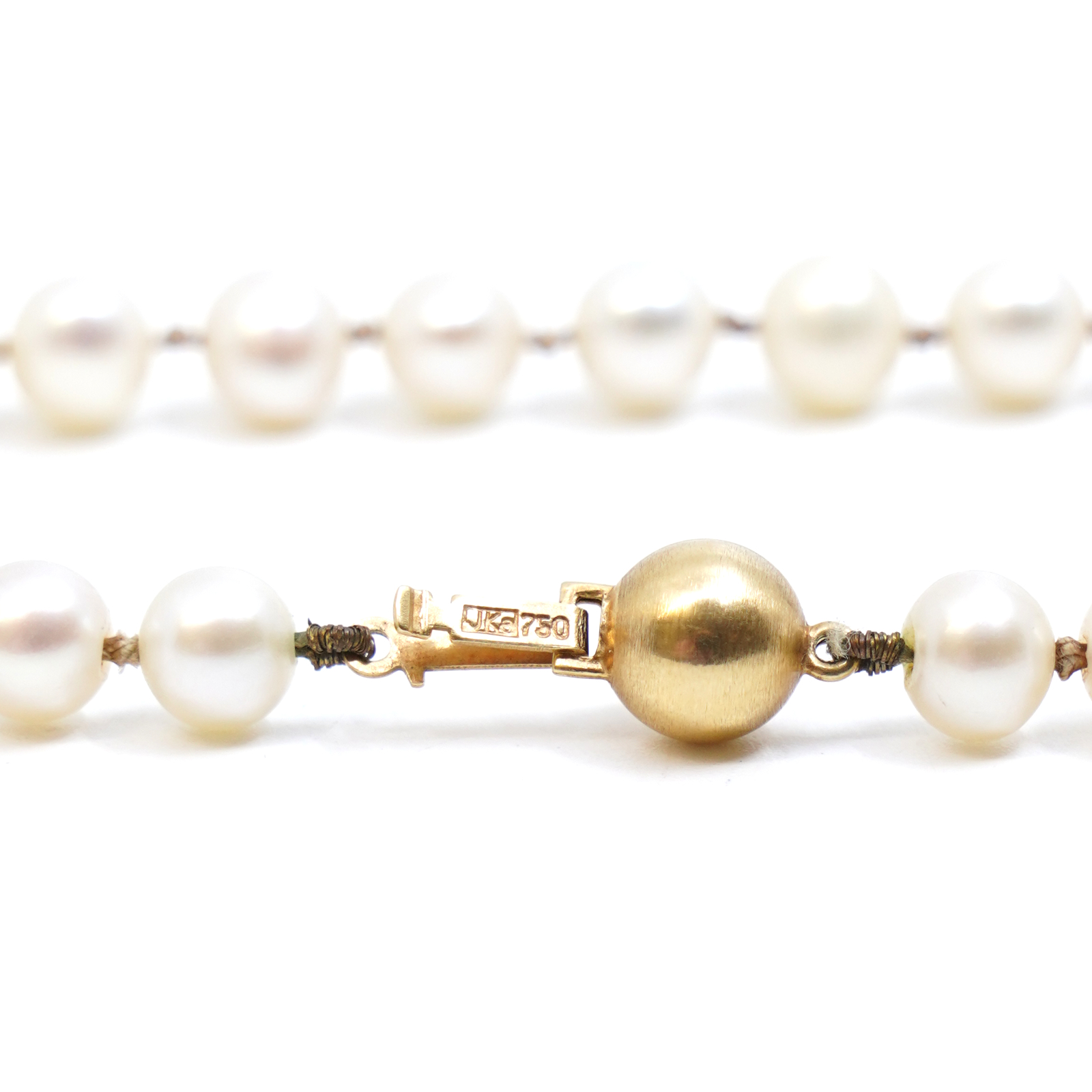 Pärlcollier med odlade pärlor lås i 18K Längd 52cm