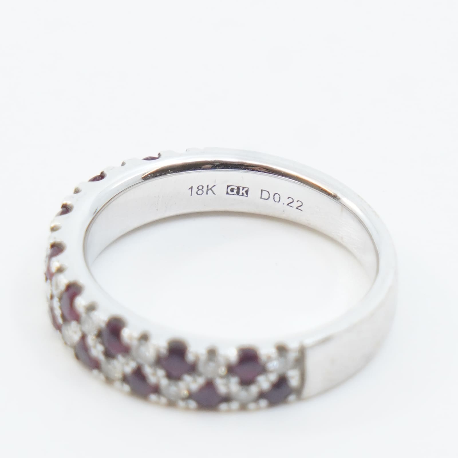 Ring Vitguld 18K med stenar och diamanter