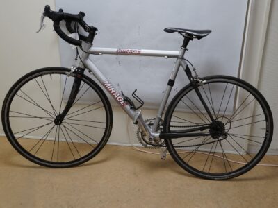 Mirage Racercykel med Campagnolo växelsystem - Shimano-bromsar - Mesor fälgar