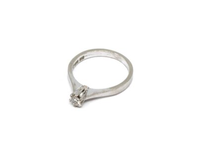 Ring Vitguld 18K Med diamant