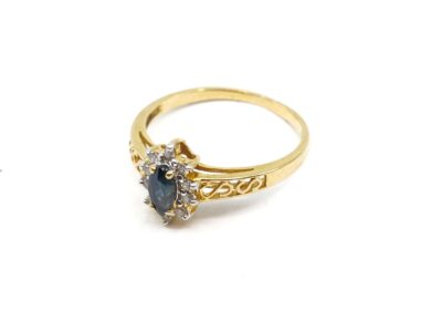 Ring Guld 18K Med blå sten och diamanter