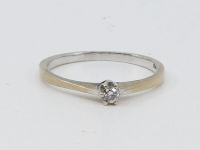 Ring Vitguld 18K Ø18,5 med diamanter