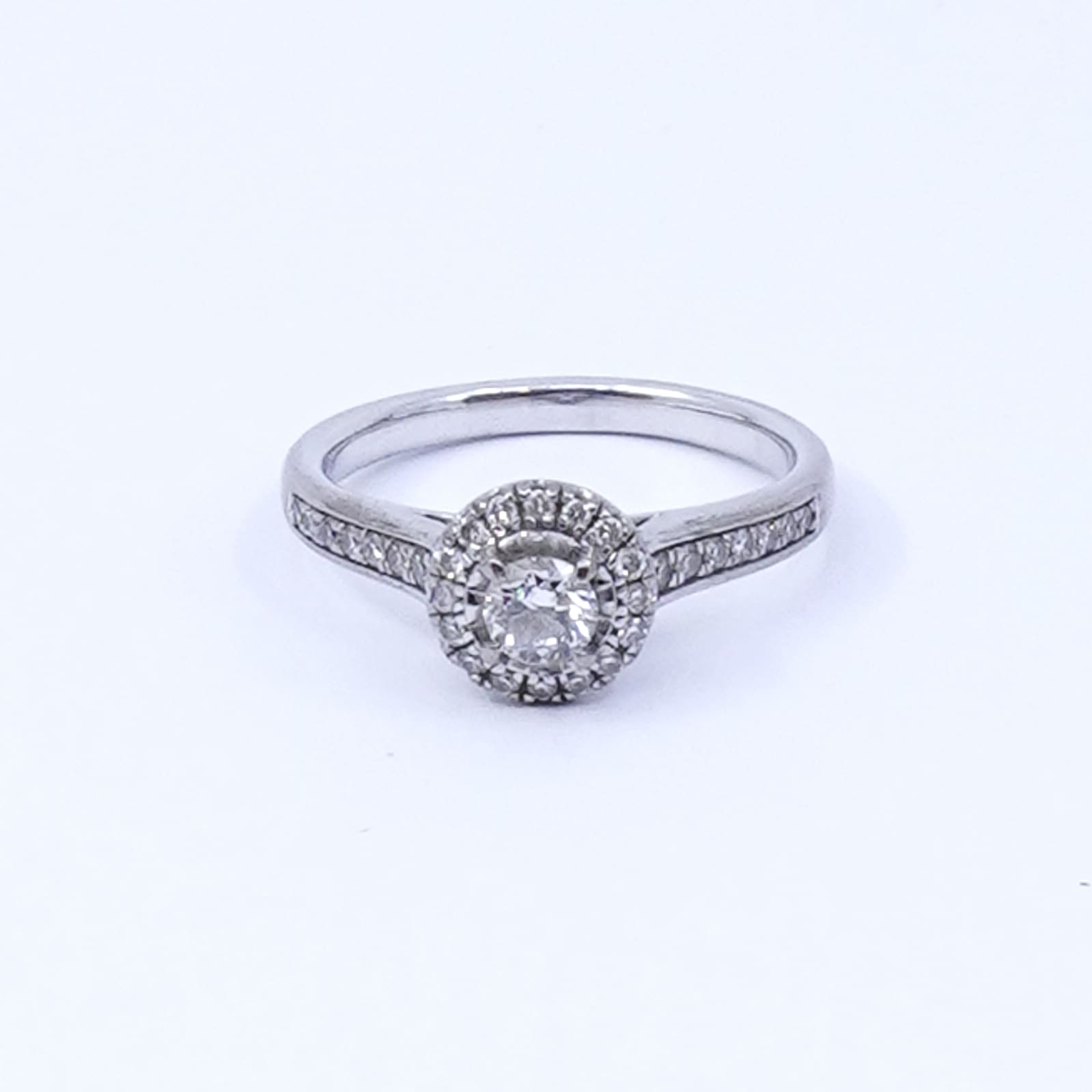 Ring Vitguld 18K med diamanter