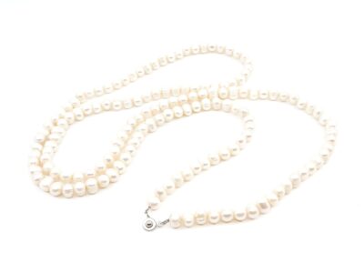 Pärlcollier med odlade sötvattenspärlor