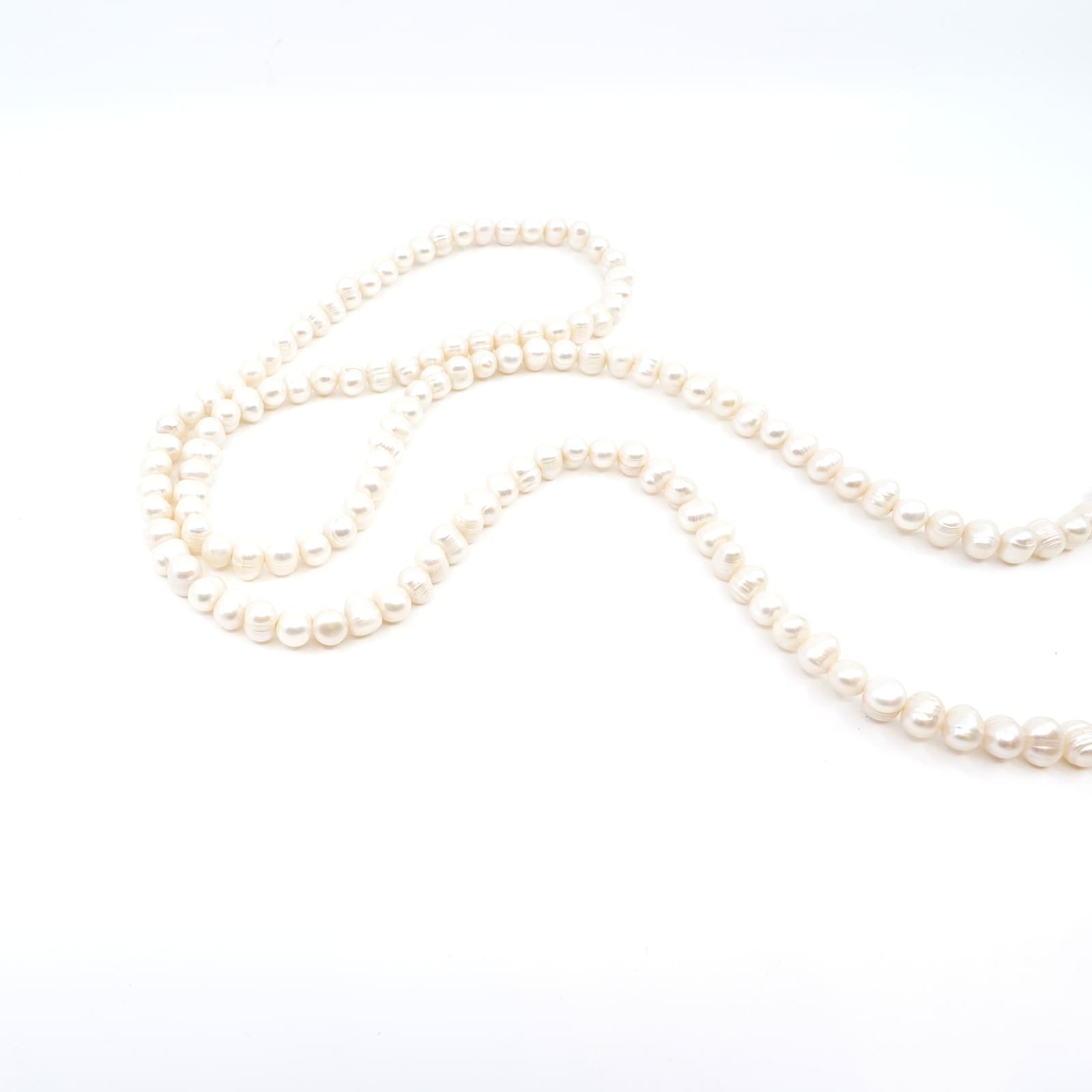 Pärlcollier med odlade sötvattenspärlor