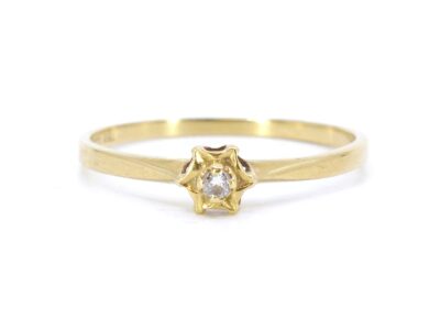 Ring med diamant