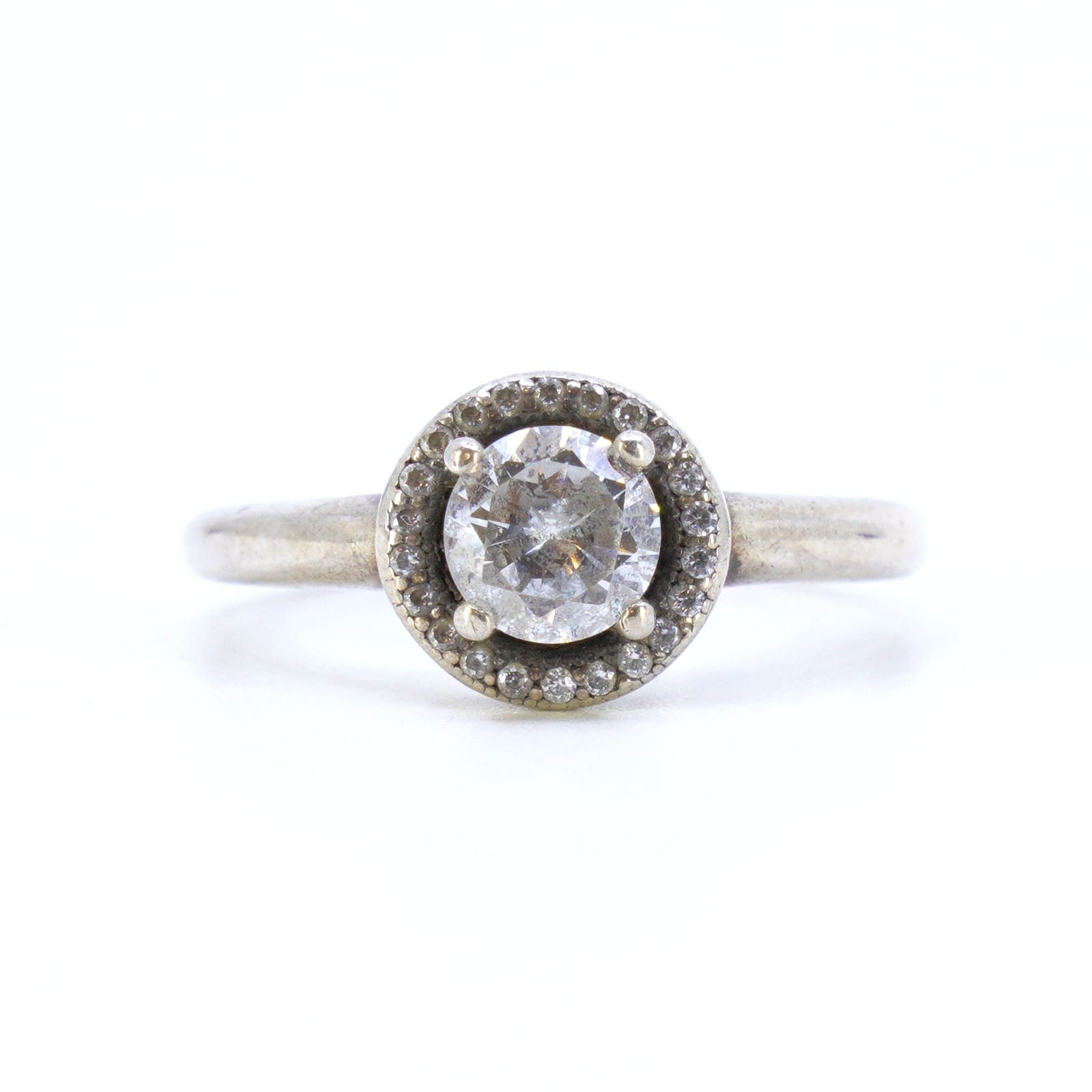 Ring med stenar