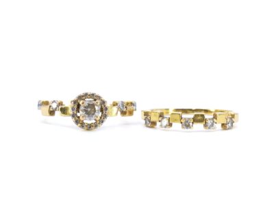 Ringar 2st med stenar