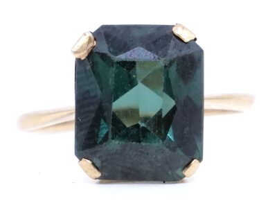 Ring Guld 18K med grön sten