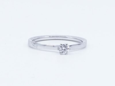 Ring vitguld 18K