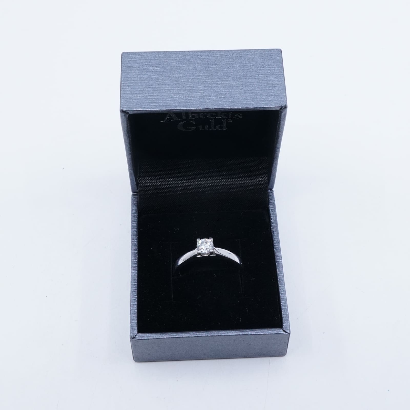 Ring Vitguld med