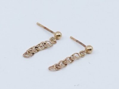 Örhängen Guld 18K 0,7g, höjd 23mm, saknar stopper