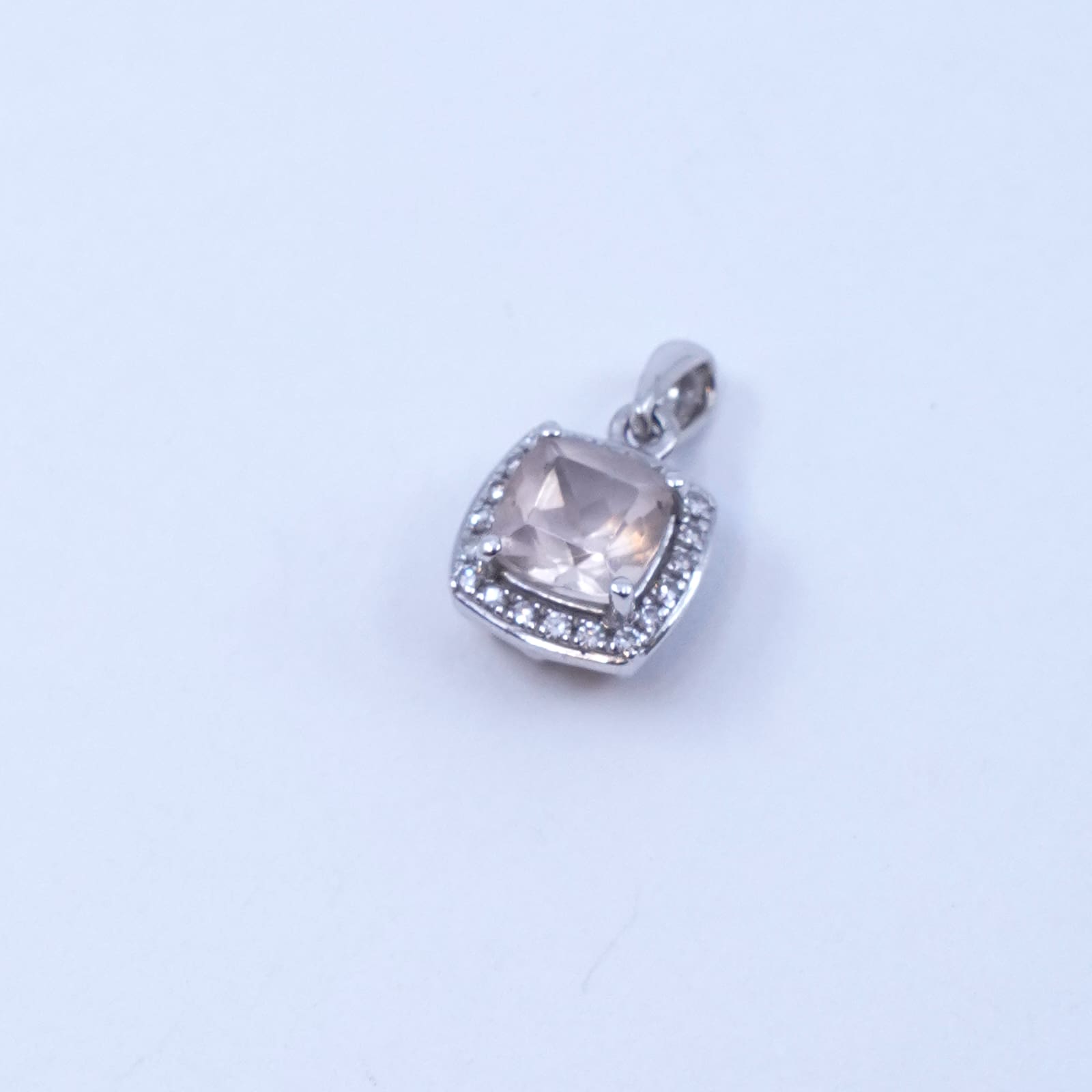 Hänge Vitguld 18K