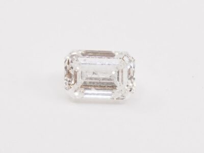Lös diamant smaragdslipad med GIA Certifikat