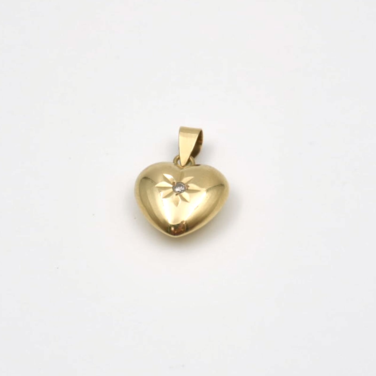 Hänge Hjärta med diamant 18K 0,5g