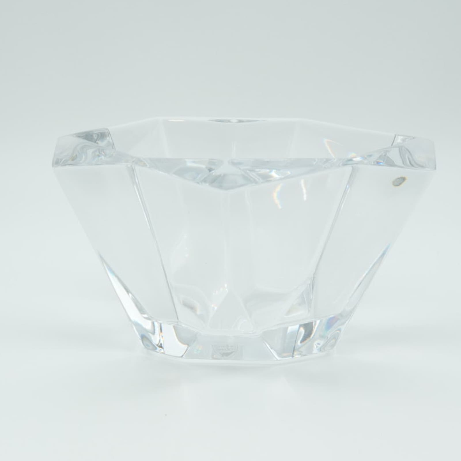 Skål Orrefors Precious clear Design: Malin Lindahl Höjd: 9,5cm