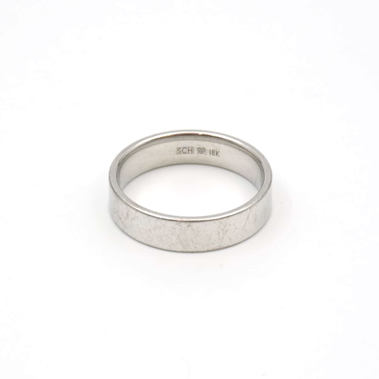 Ring Vitguld 18K 6,3g Ø18¼