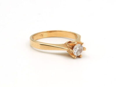 Ring Guld 18K med sten