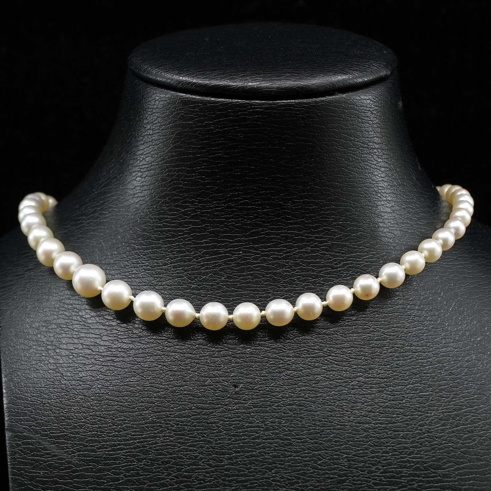 Pärlcollier lås i Vitguld 18K