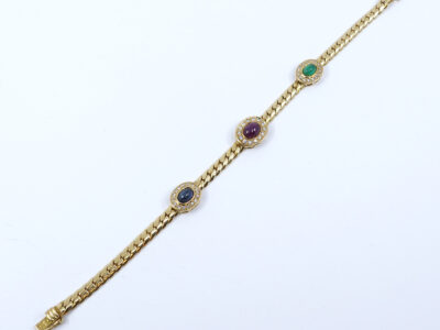 Armband med stenar