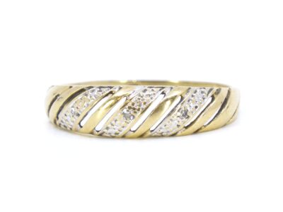 Ring tvåfärgad med diamanter 3x ca 0,001ct