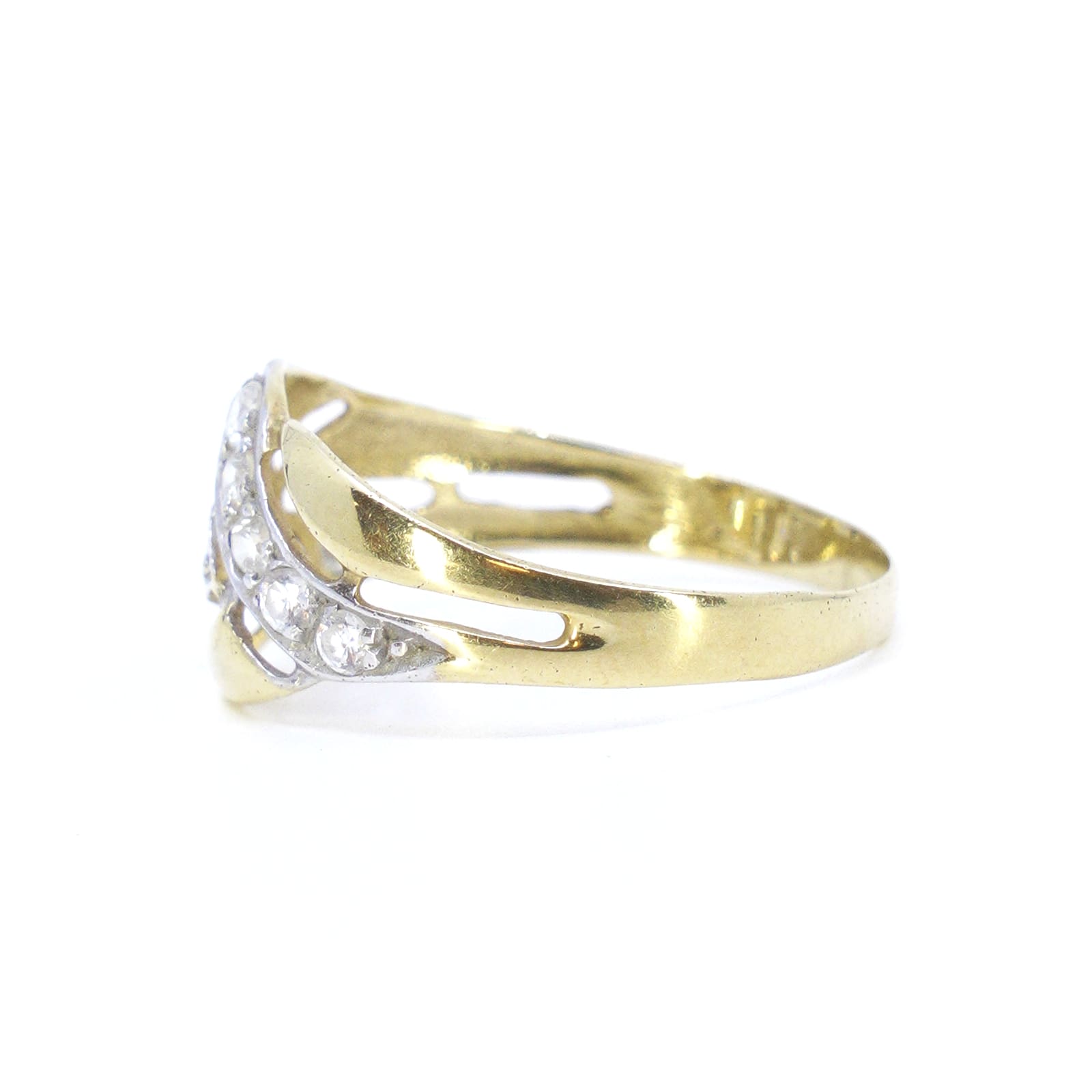 Ring med stenar