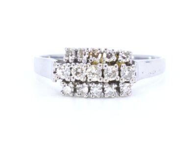 Flerstensring Vitguld med diamanter 15x totalt ca 0,45ct