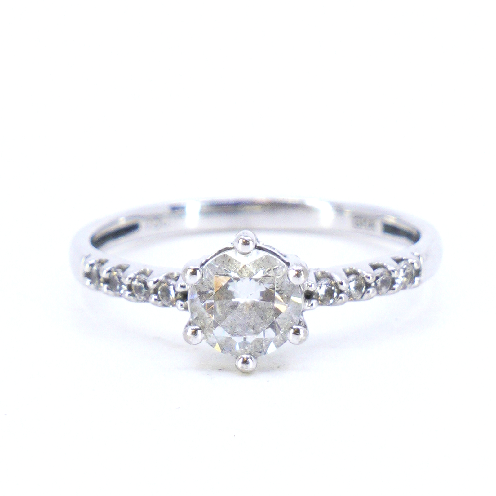 Ring med stenar