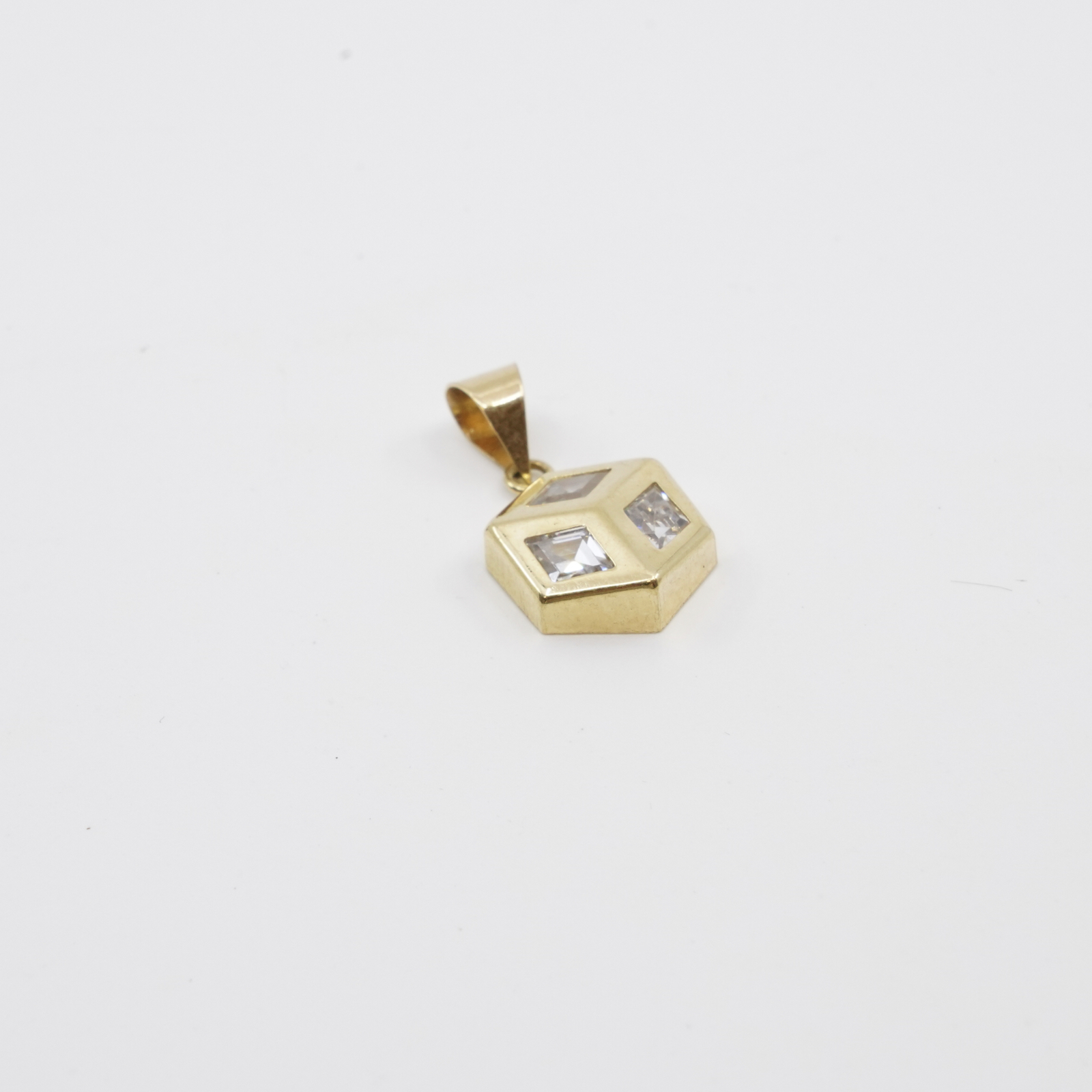 Hänge Guld med stenar 18K 1,1g