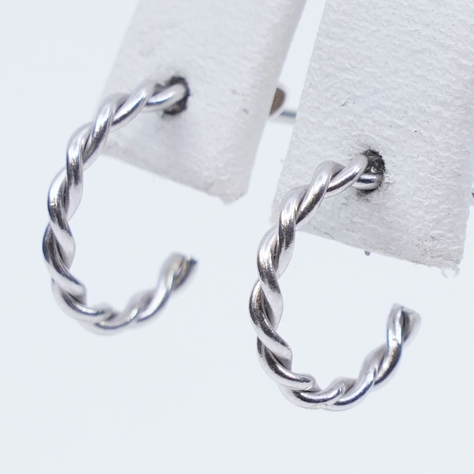 Örhängen halvcreoler Silver