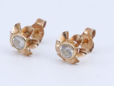 Örhängen Guld 18K 0,8g
