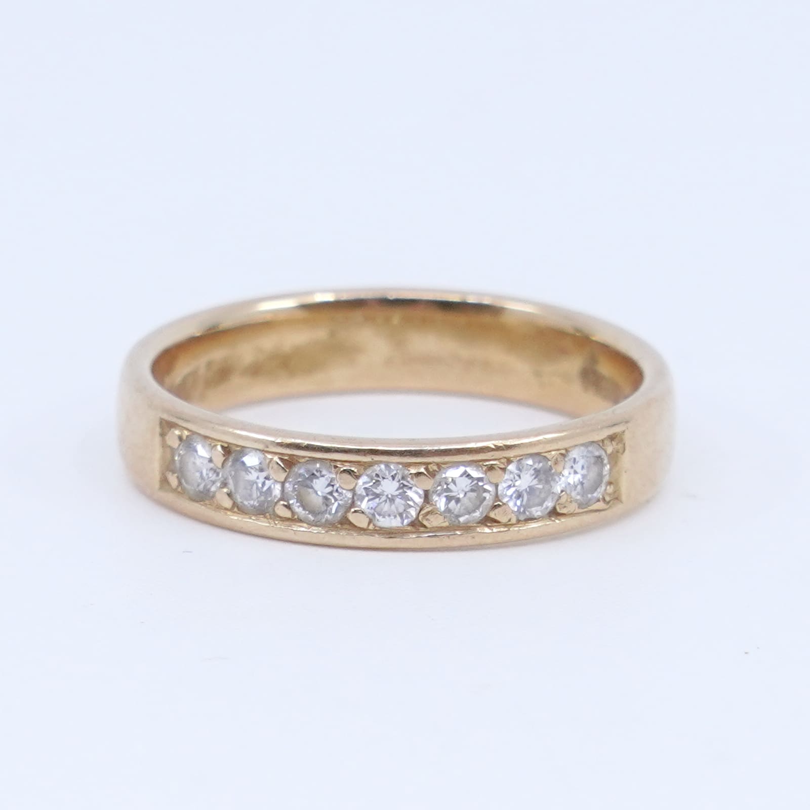 Ring Guld 18K 3,9g Ø17 med dia
