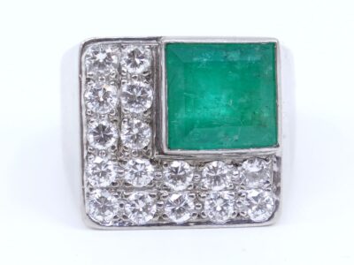 Ring Vitguld 18K 9,8g Ø15 med sten och dia