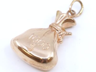Hänge Guld 18K 2,4g