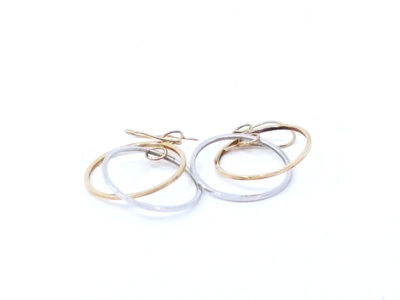 Örhängen Guld 18K 0,9g Höjd 30mm