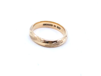 Ring Guld 18K 4,5g Ø16