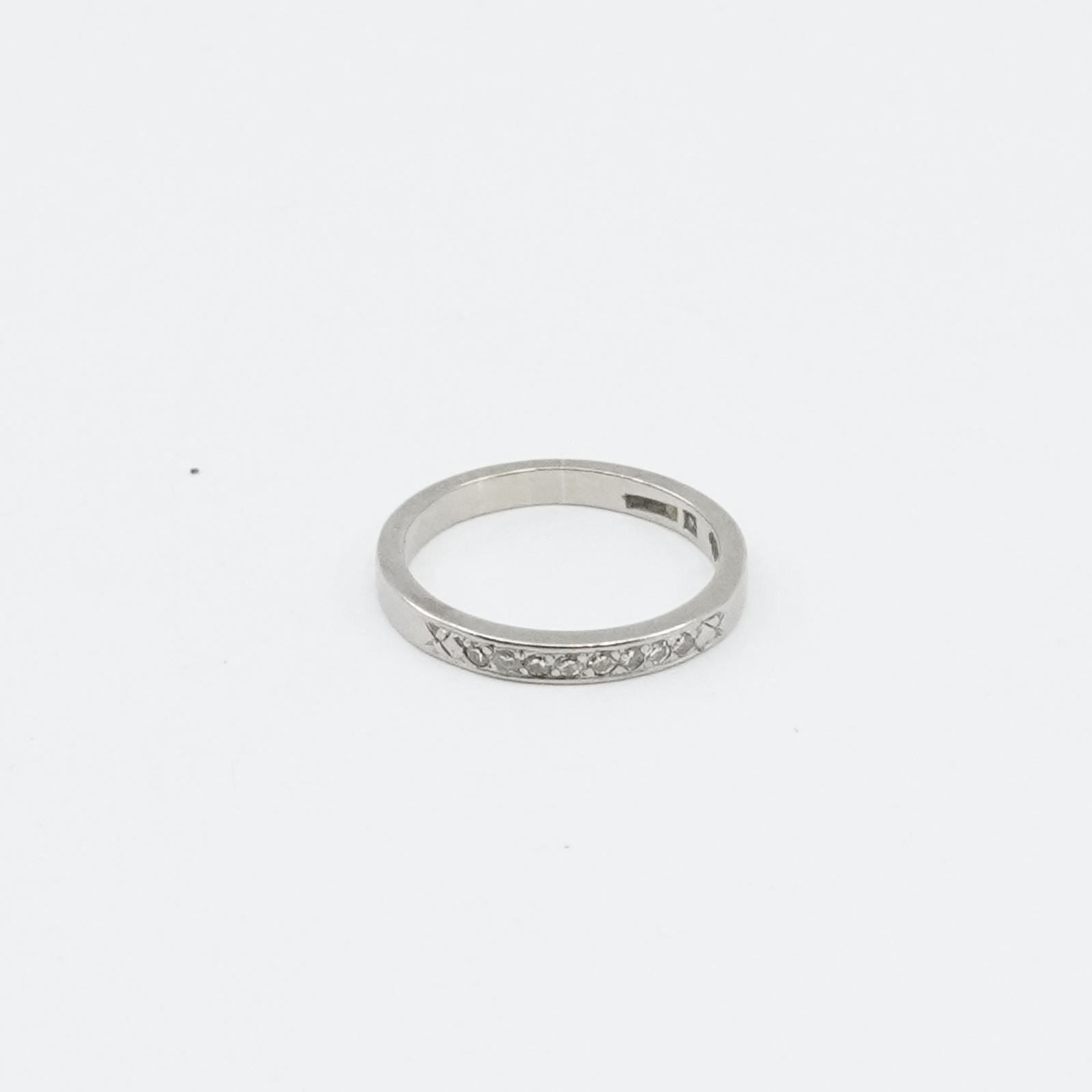 Ring Vitguld 18K med diamanter