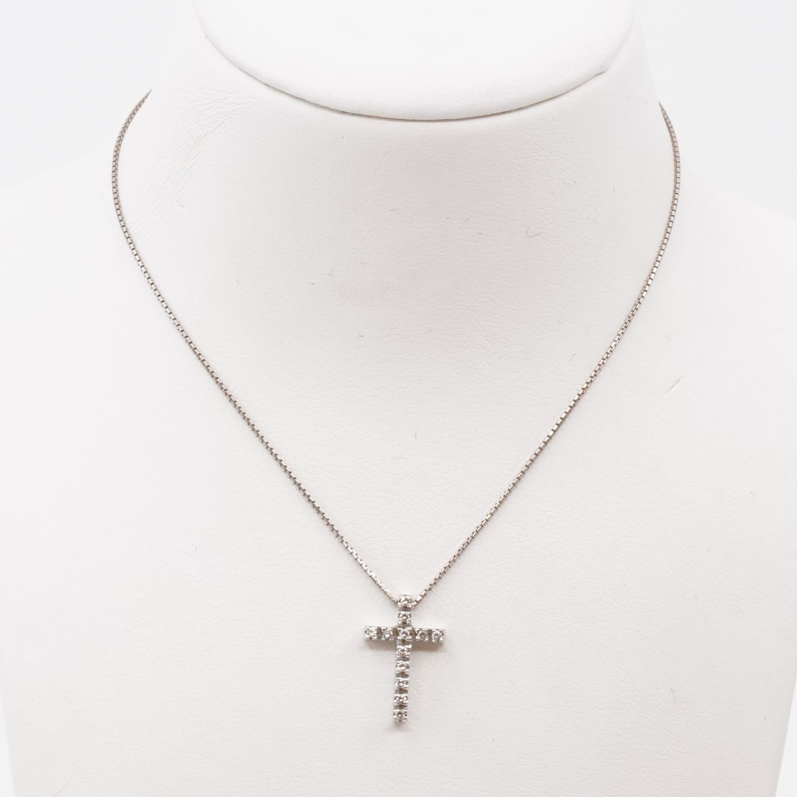 Halskedja 18K VG Venezia med Kors med vita stenar Längd 43,5cm