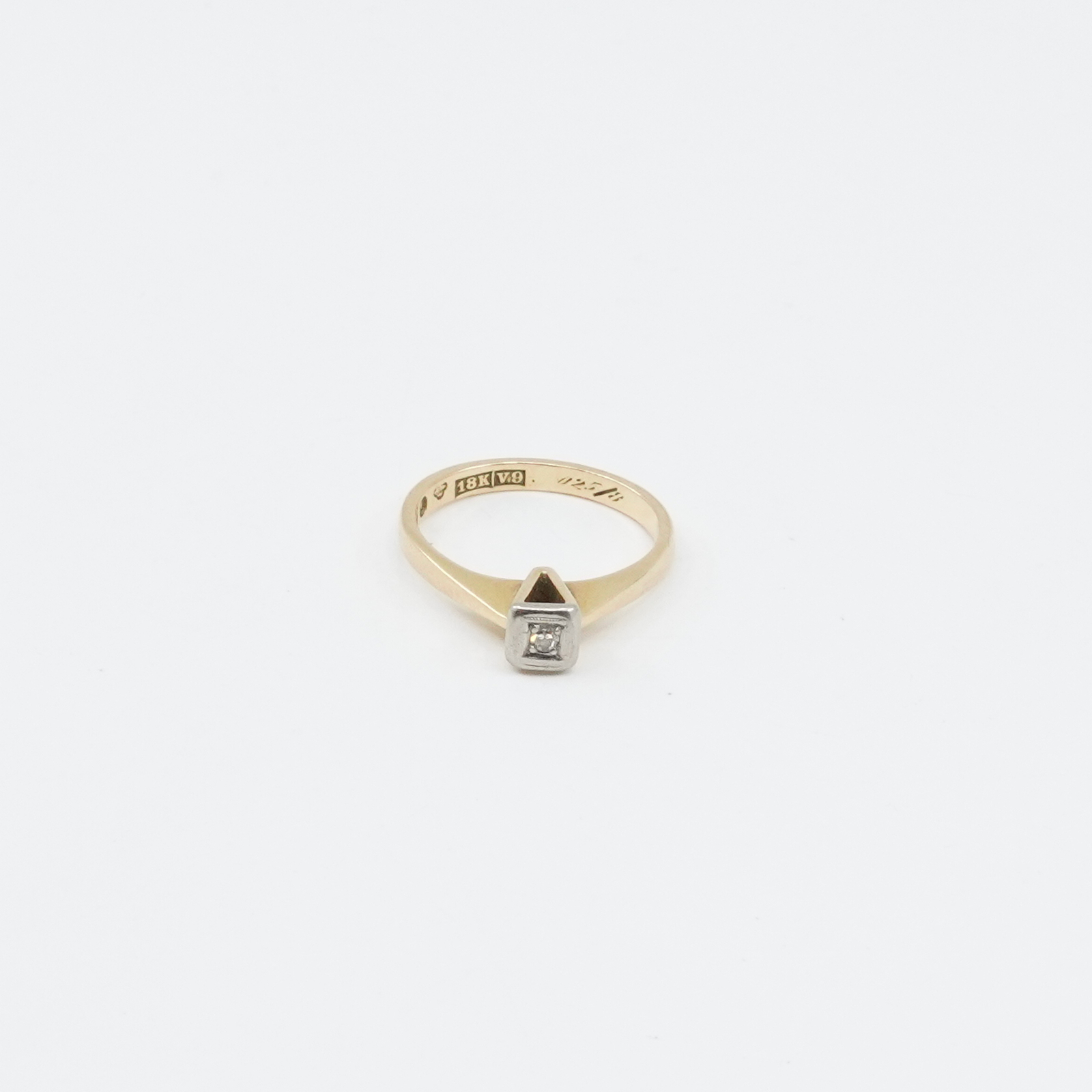 Ring Guld 18K med diamant