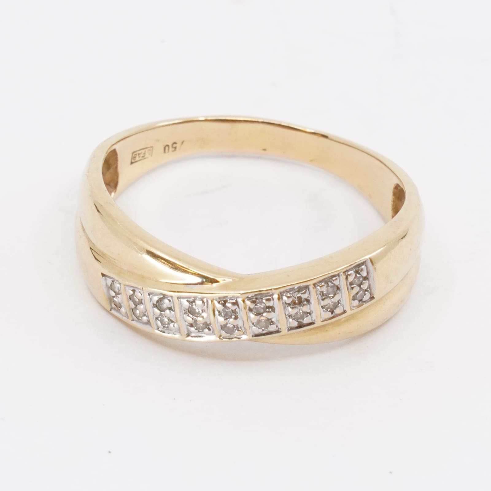 Ring 18K Ø19½ med diamanter