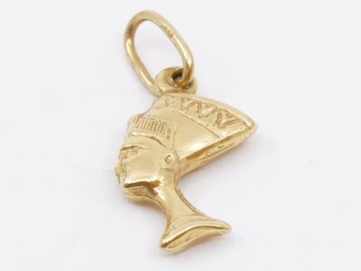 Hänge Nefertiti 18K Höjd 22mm