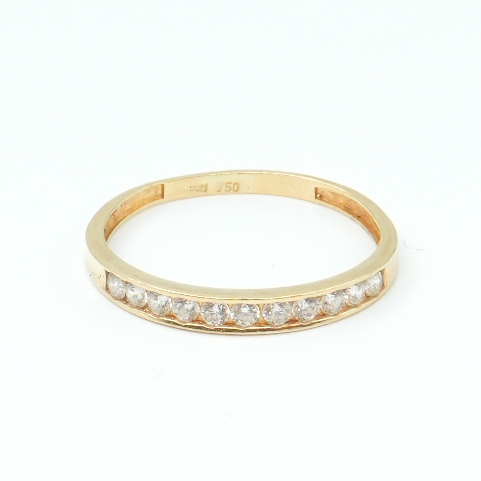 Ring Guld 18K 1,6g Ø19.50mm med vita stenar